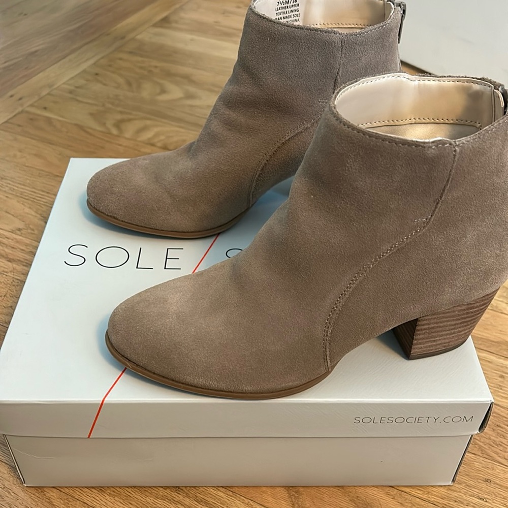 Sole Society Boots | Color: Dune Cow Suede | Size 7.5M